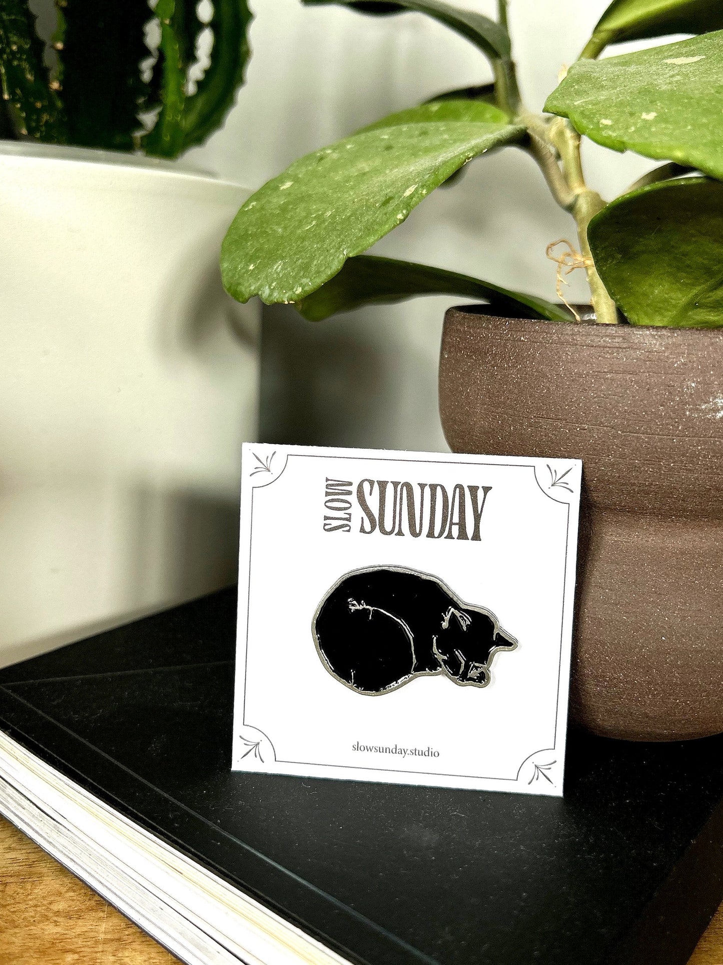 Sleepy Kitty Enamel Pin
